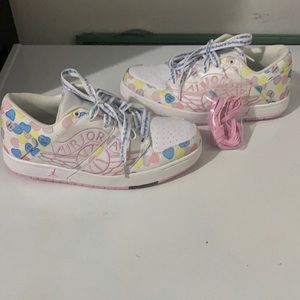 Jordan hearts girls sneakers